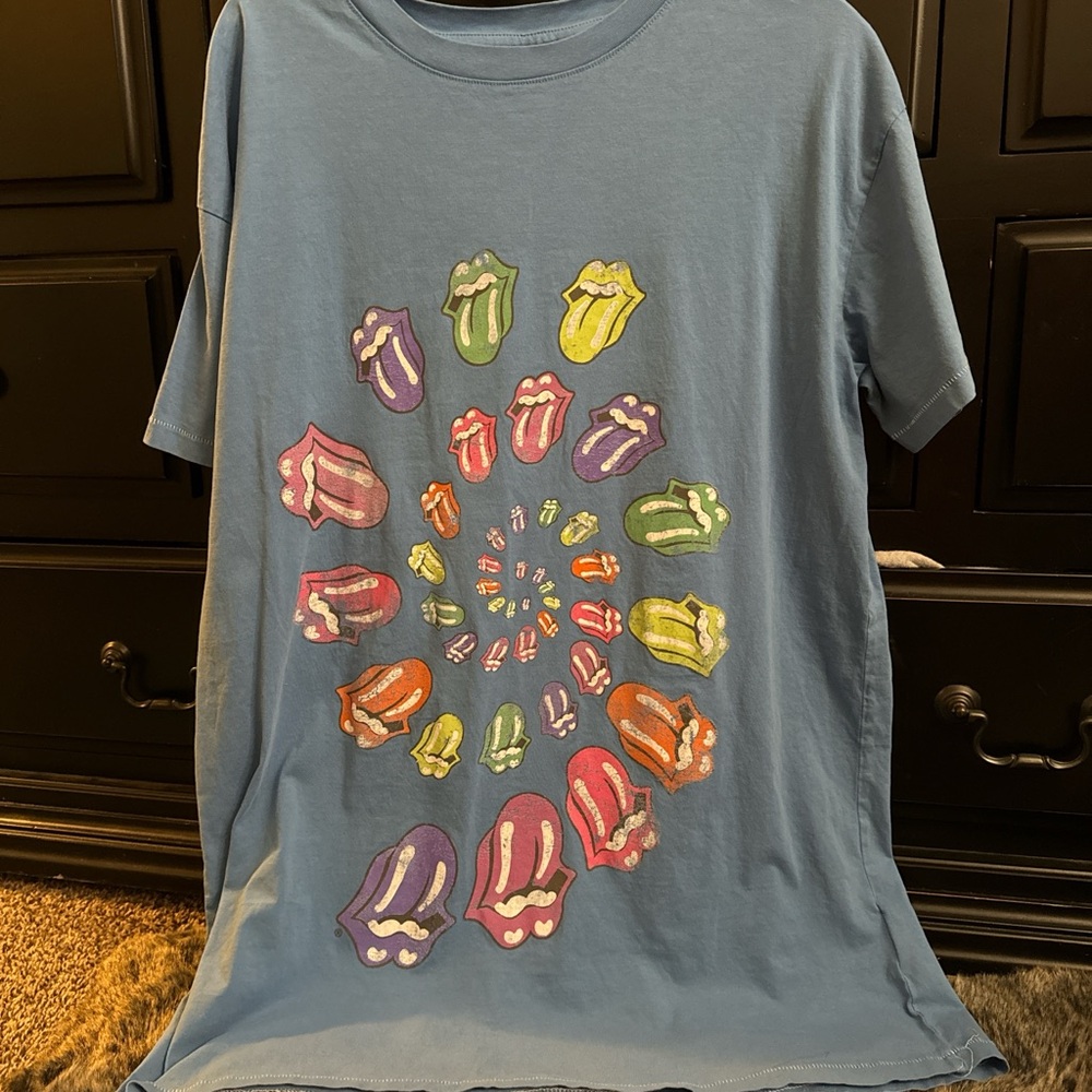 cutest oversized tee!